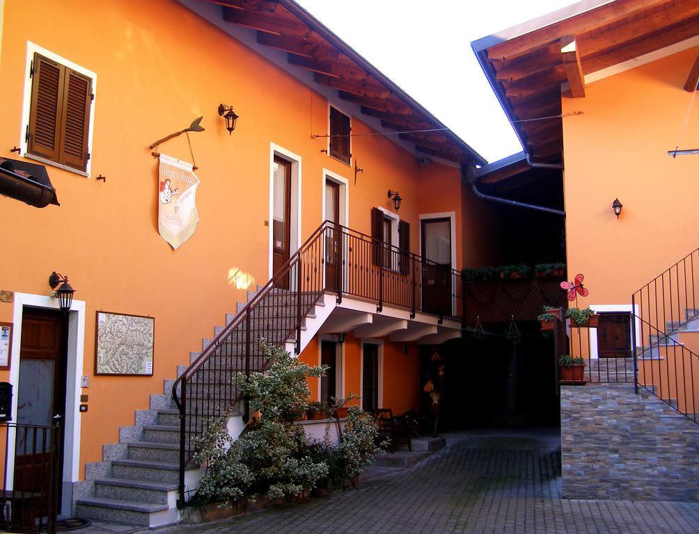 L'Antico Borgo Rooms Rental Caprie Exterior foto